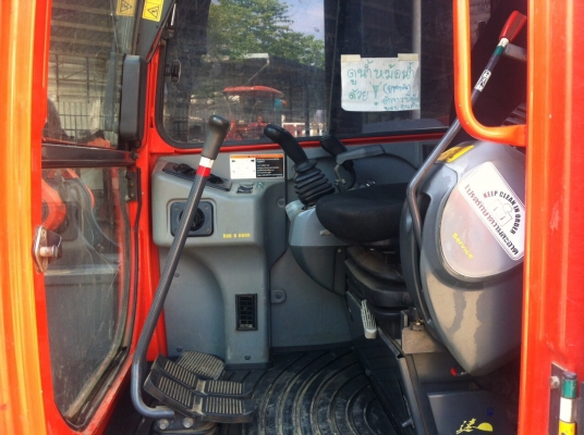 ขายด่วน!! 8 ตัน Kubota ขายด่วน!! 8 ตัน Kubota