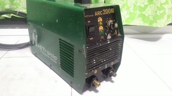เครื่องเชื่อมระบบอินเวอร์เตอร์ ขนาด 200 A อุปกรณ์ครบ สภาพพร้อมใช้งานครับ