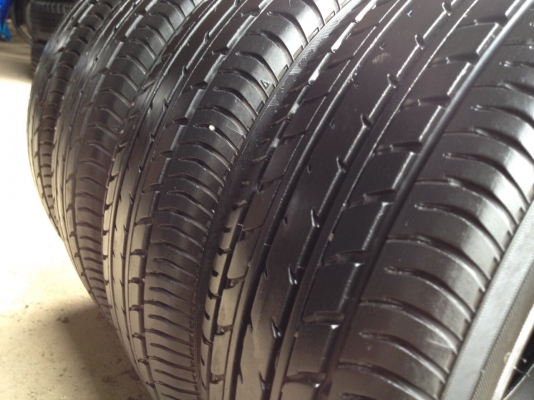 ยางYOKOHAMA 185 60R15ปี2013ถูกคุ้มๆ