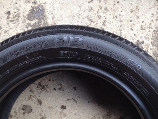 ยางYOKOHAMA 185 60R15ปี2013ถูกคุ้มๆ