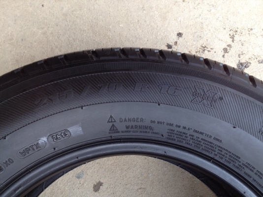 ยางมิชลิน215 70R16ปี2013สวยคุ้มๆ ยางมิชลิน215 70R16ปี2013สวยคุ้มๆ