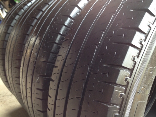 ยางรถกระบะมิชลิน195R15ปี2014ถูกคุ้มๆ