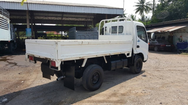 ขาย Hino Dutro301