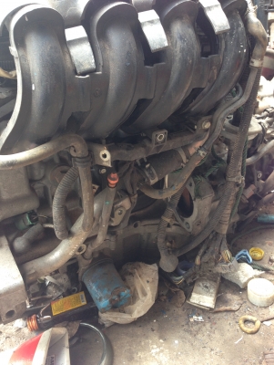 ขาย...เครื่อง ฮอนด้าพร้อมเกียร์ไว้ทำอะไหล่ครับ