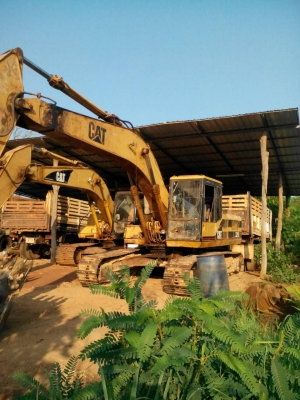 ขายด่วน CAT EL 200 B สภาพดี พร้อมใช้งาน ขายด่วน CAT EL 200 B สภาพดี พร้อมใช้งาน