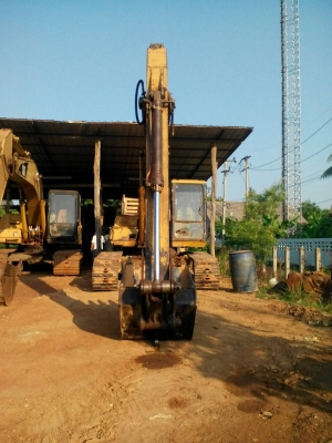 ขายด่วน CAT EL 200 B สภาพดี พร้อมใช้งาน ขายด่วน CAT EL 200 B สภาพดี พร้อมใช้งาน