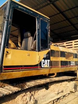 ขายด่วน CAT EL 200 B สภาพดี พร้อมใช้งาน ขายด่วน CAT EL 200 B สภาพดี พร้อมใช้งาน