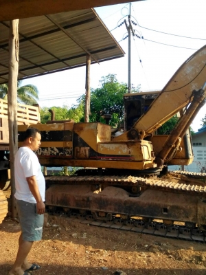 ขายด่วน CAT EL 200 B สภาพดี พร้อมใช้งาน ขายด่วน CAT EL 200 B สภาพดี พร้อมใช้งาน