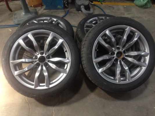 ล้อแม็ก M + ยาง DUNLOP R 20 ทั้งชุด