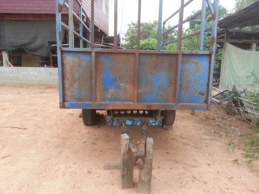 ต้องการขาย 18000 ลดแล้ว ใช้กับรถไถ บรรทุก 2-3 ตัน