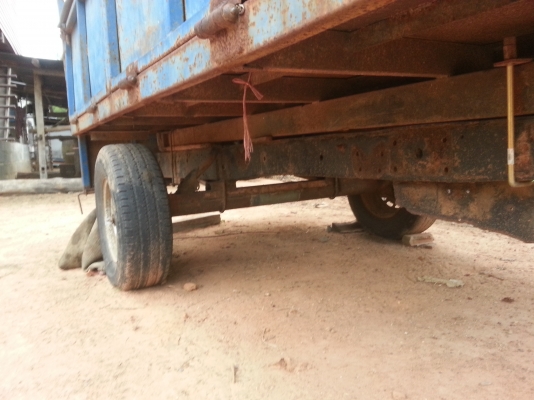 ต้องการขาย 18000 ลดแล้ว ใช้กับรถไถ บรรทุก 2-3 ตัน