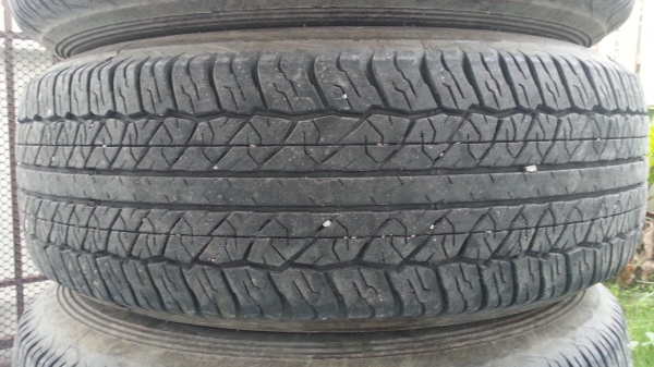 ขายยาง DUNLOP  AT20  255 70R16 ปี13