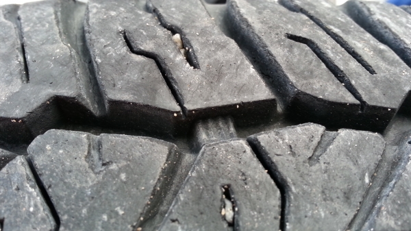 ขายยาง DUNLOP  AT20  255 70R16 ปี13