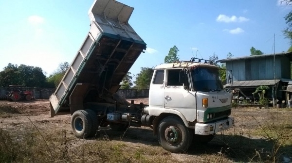 ขาย 6 ล้อดั้ม KL300 เครื่อง EH700 168 แรงม้า เฟืองท้ายใหญ่จัมโบ้ พวงมาลัยพาวเวอร์ ยางเต็มทั้ง 6 เส้น ทะเบียนเต็มพรัอมโอน ขาย 6 ล้อดั้ม KL300 เครื่อง EH700 168 แรงม้า เฟืองท้ายใหญ่จัมโบ้ พวงมาลัยพาวเวอร์ ยางเต็มทั้ง 6 เส้น ทะเบียนเต็มพรัอมโอน