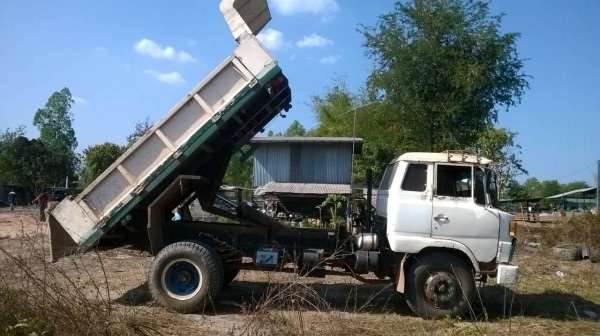 ขาย 6 ล้อดั้ม KL300 เครื่อง EH700 168 แรงม้า เฟืองท้ายใหญ่จัมโบ้ พวงมาลัยพาวเวอร์ ยางเต็มทั้ง 6 เส้น ทะเบียนเต็มพรัอมโอน ขาย 6 ล้อดั้ม KL300 เครื่อง EH700 168 แรงม้า เฟืองท้ายใหญ่จัมโบ้ พวงมาลัยพาวเวอร์ ยางเต็มทั้ง 6 เส้น ทะเบียนเต็มพรัอมโอน