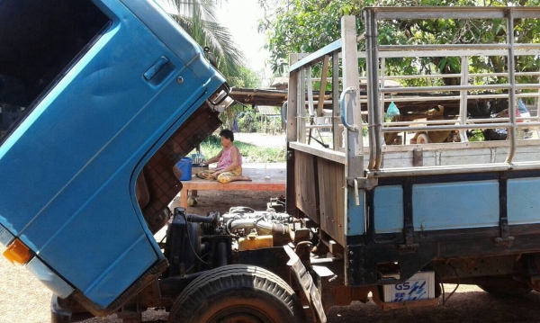 ฝากขายรถ 4 ล้อ NKR เครื่อง 4JB1 88 แรงม้า รถห้างแท้จดทะเบียนปี 41 คัสซีสวยตลอดเส้น เกียร์สั้น ทะเบียนพร้อมโอนครับ ฝากขายรถ 4 ล้อ NKR เครื่อง 4JB1 88 แรงม้า รถห้างแท้จดทะเบียนปี 41 คัสซีสวยตลอดเส้น เกียร์สั้น ทะเบียนพร้อมโอนครับ