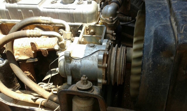 ฝากขายรถ 4 ล้อ NKR เครื่อง 4JB1 88 แรงม้า รถห้างแท้จดทะเบียนปี 41 คัสซีสวยตลอดเส้น เกียร์สั้น ทะเบียนพร้อมโอนครับ ฝากขายรถ 4 ล้อ NKR เครื่อง 4JB1 88 แรงม้า รถห้างแท้จดทะเบียนปี 41 คัสซีสวยตลอดเส้น เกียร์สั้น ทะเบียนพร้อมโอนครับ