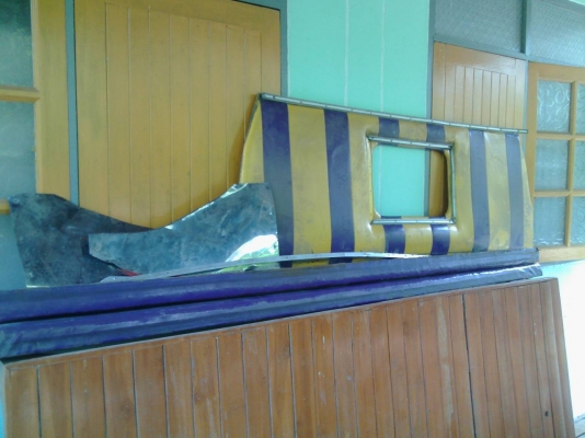 ขาย หลังคาเสตนเลส ใส่กระบะ navaraปี2010 ช่วงยาว ขาย หลังคาเสตนเลส ใส่กระบะ navaraปี2010 ช่วงยาว