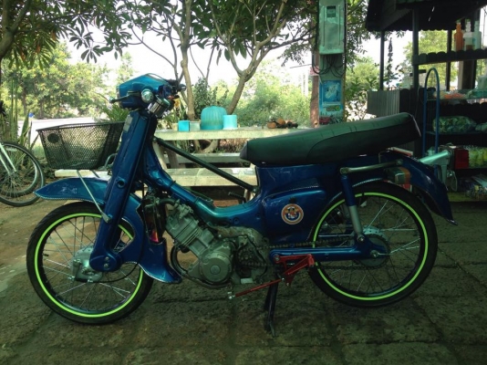 ขาย Fr80 วางเครื่องโซ125 เล่มทะเบียนโครง+ใบซื้อขายเครื่อง อะไหล่เเต่งของใหม่ สนใจโทร 089-8054390 โอ๋ ลพบุรี