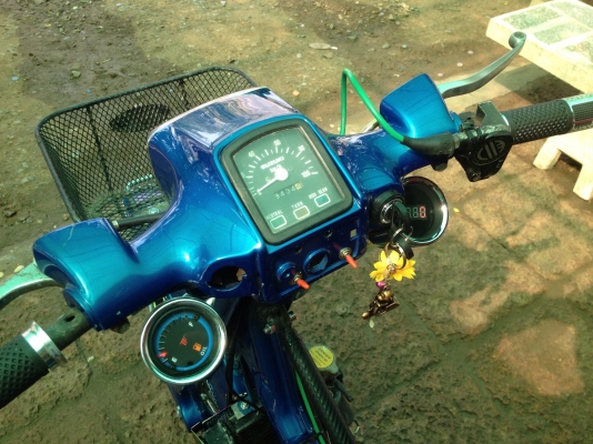 ขาย Fr80 วางเครื่องโซ125 เล่มทะเบียนโครง+ใบซื้อขายเครื่อง อะไหล่เเต่งของใหม่ สนใจโทร 089-8054390 โอ๋ ลพบุรี