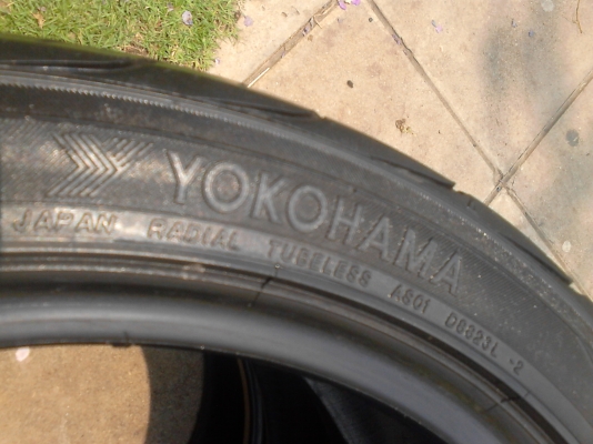 205/45R17  ต่างยี่ห้อ มี 3 เส้น tel.081-427-3941