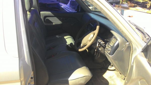 ขายรถกระบะ Mitsubishi Strada พวงมาลัย ธรรมดา เครื่องดี สภาพสวย พร้อมใช้งาน