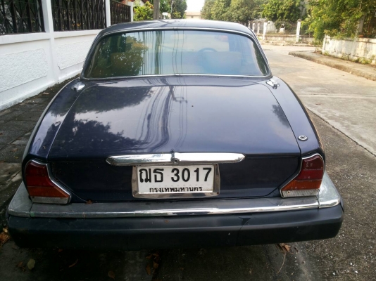 1975 Jaguar XJ Series sport Series 3 40 years เครื่องเดิมๆติดแก็สสวยๆสุดคลาสสิคราคาประหยัด