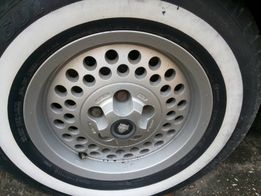 1975 Jaguar XJ Series sport Series 3 40 years เครื่องเดิมๆติดแก็สสวยๆสุดคลาสสิคราคาประหยัด