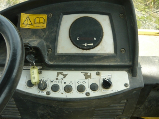 รถบด BOMAG BW211 D-4  4050ชม. 11 ตัน  หากรอของได้ 30-45 วัน ติดต่อมาได้เลยครับ