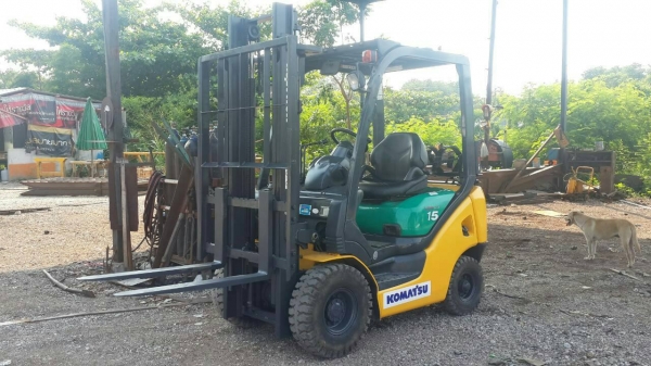 โฟล์คลิฟท์ รุ่น 18 ยี่ห้อ KOMATSU 1.5 ตัน 2 ระบบ เบนซิน + แก๊ส โฟล์คลิฟท์ รุ่น 18 ยี่ห้อ KOMATSU 1.5 ตัน 2 ระบบ เบนซิน + แก๊ส