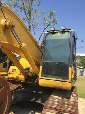 ขายหัวเก๋งยกชุดอุปกรณ์ครบ(ยกเว้นจอมิเตอร์และกล่องไฟ)ของ PC200-7 รถทำงาน 600 ชม.