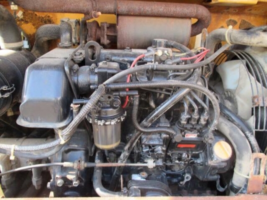 ขายรถขุด YANMAR ขนาด35-5UZ เครื่อง3สูบ 35 แรงม้า. ปั๊ม3ตอน รถพร้อมใช้งาน.รถนำเข้า เก่านอกแท้100\% เอกสารใบอินวอยพร้อม ราคา 220,000 สนใจ 096-3268553. ช่างเบนซ์ ID LINE 0963268553