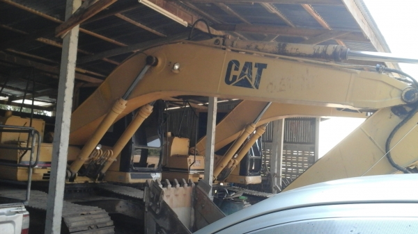 Catterpillar 320V2 เต็ม,เล่มทะเบียน,พร้อมใช้