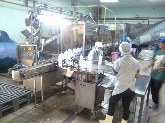 เครื่องบรรจุน้ำดื่ม ล้างขวด ปิดฝา ระบบโรตารี โชว์ดาว โรต้าแพ็ค กำลังการผลิต 6 ล้านขวด/เดือน จำนวน 1 ไลน์ผลิต เครื่องจักรพร้อมใช้งาน