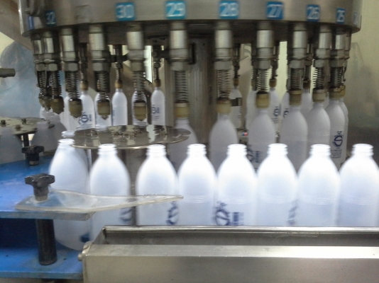 เครื่องบรรจุน้ำดื่ม ล้างขวด ปิดฝา ระบบโรตารี โชว์ดาว โรต้าแพ็ค กำลังการผลิต 6 ล้านขวด/เดือน จำนวน 1 ไลน์ผลิต เครื่องจักรพร้อมใช้งาน