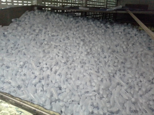 เครื่องบรรจุน้ำดื่ม ล้างขวด ปิดฝา ระบบโรตารี โชว์ดาว โรต้าแพ็ค กำลังการผลิต 6 ล้านขวด/เดือน จำนวน 1 ไลน์ผลิต เครื่องจักรพร้อมใช้งาน