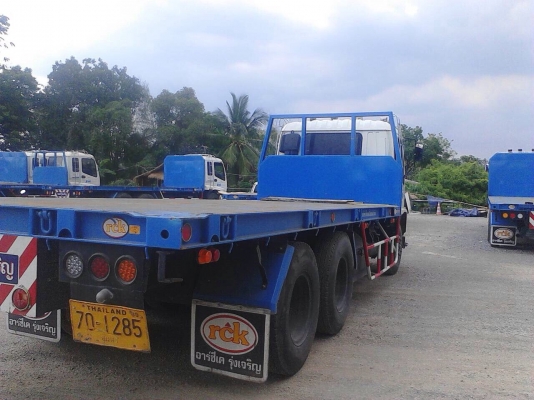 ISUZU 10ล้อ พื้นเรียบ ปี48 230แรงม้า