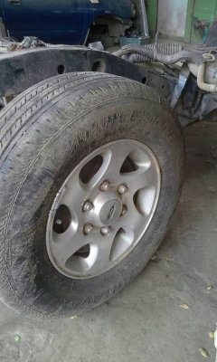 ขายเครื่อง ford 2500 พร้อมชัตซี ขายเครื่อง ford 2500 พร้อมชัตซี