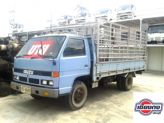 NPR เครื่อง 4be 115 แรง 240,000 รถจอดอยู่เซียงกงสระบุรีครับ NPR เครื่อง 4be 115 แรง 240,000 รถจอดอยู่เซียงกงสระบุรีครับ