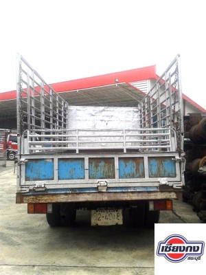 NPR เครื่อง 4be 115 แรง 240,000 รถจอดอยู่เซียงกงสระบุรีครับ NPR เครื่อง 4be 115 แรง 240,000 รถจอดอยู่เซียงกงสระบุรีครับ