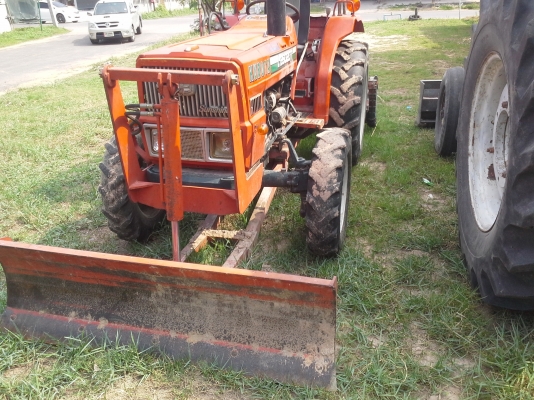 รถไถนาคูโบต้า 4wd ขับเคลื่อนสี่ล้อรถบ้านเดิมๆ ลดเหลือ 85,000  บาท