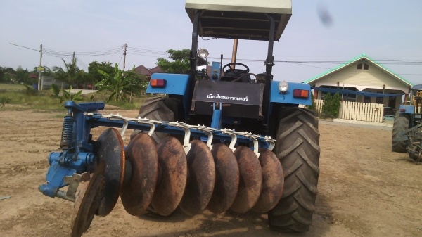 ขายรถไถFORD  NEWHOLLAND  รุ่นTS90  กรองใหญ่รถปี05 เอกสารใบอินวอย