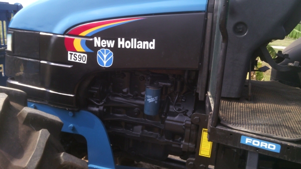 ขายรถไถFORD  NEWHOLLAND  รุ่นTS90  กรองใหญ่รถปี05 เอกสารใบอินวอย