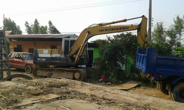 ขายแบคโคKOMATSU PC120-5 เครื่องเดิม ปั๊มเดิม เอวแน่น ทำงานเร็ว สภาพพร้อมใช้งาน เอกสารใบซื้อขาย สนใจโทร 090-8588220คุณนะ 093-3258446คุณบิว ID:narong498 หรือ www.truck.in.th/498 หรือเพจFacebook ณรงค์ ซื้อขายรถมือสอง (เว็บไซต์ส่วนตัว)