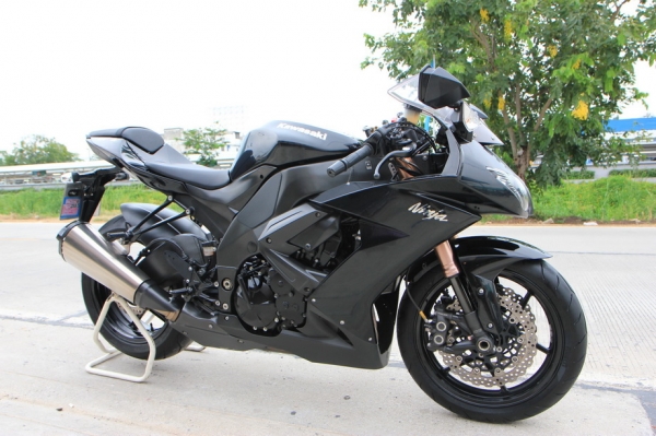 <สด-ผ่อน>> ขาย Kawasaki ZX10R รุ่นปี 2009 ทะเบียนแท้ สมอ โอนขนส่งทั่วไทย