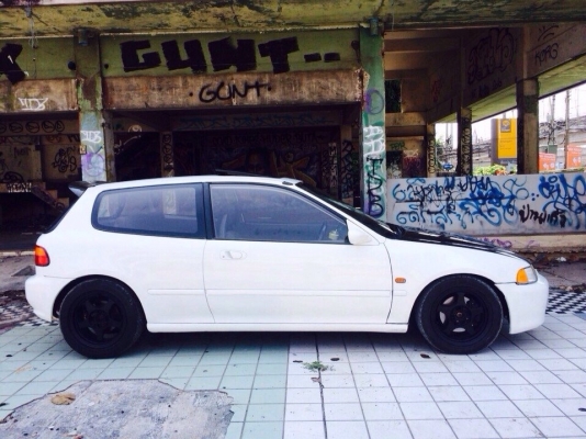 ขาย civic 3ประตู เครื่อง B16A หล่อๆซื้อไป เติมน้ำมันอย่างเดียว