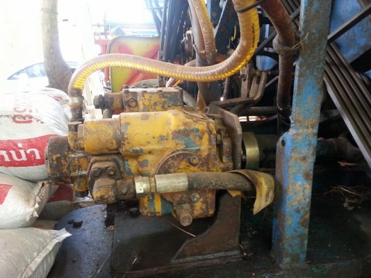 ขายรถเกี่ยวข้าวไทยเจริญ อุ้ม2.5ตัน เครื่องHO7D 195เทอร์โบ ปั้ม22ไดกิ้น ตัวเดิน12HT โช่และโลเลอร์ใหม่ พึ่งเกี่ยว 400กว่าไร่ สนใจโทร 090-8588220คุณนะ ID:narong498 หรือ www.truck.in.th/498 หรือfb:ณรงค์ ซื้อขายรถมือสอง (เว็บไซต์ส่วนตัว)