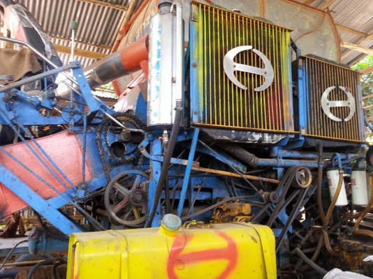 ขายรถเกี่ยวข้าวไทยเจริญ อุ้ม2.5ตัน เครื่องHO7D 195เทอร์โบ ปั้ม22ไดกิ้น ตัวเดิน12HT โช่และโลเลอร์ใหม่ พึ่งเกี่ยว 400กว่าไร่ สนใจโทร 090-8588220คุณนะ ID:narong498 หรือ www.truck.in.th/498 หรือfb:ณรงค์ ซื้อขายรถมือสอง (เว็บไซต์ส่วนตัว)