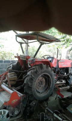 ขายรถไถ KUBOTA L4508 เครื่องดีทำงานเร็ว อุปกรณ์ดันหน้า ผานหลัง โรตารี่ สภาพพร้อมใช้งาน เอกสารพร้อมโอน สนใจโทร 090-8588220คุณนะ 093-3258446คุณบิว ID:narong498 หรือ www.truck.in.th/498 หรือเพจFacebook ณรงค์ ซื้อขายรถมือสอง (เว็บไซต์ส่วนตัว)