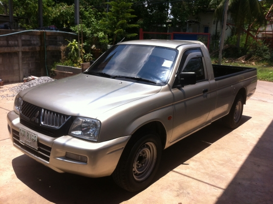 ขายด่วน ร้อนเงิน Mitsubishi Strada 2500 trubo สองประตู ราคา 105000 ขายด่วน ร้อนเงิน Mitsubishi Strada 2500 trubo สองประตู ราคา 105000